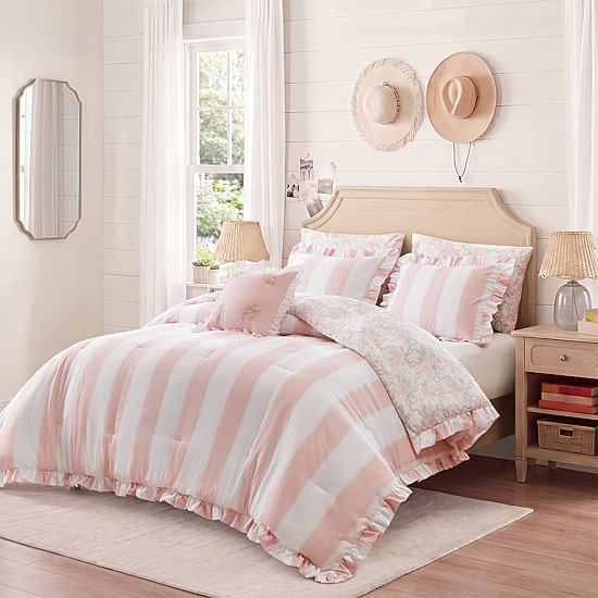 Intelligent Design Verbena Stripe Floral Reversible Comforter Set