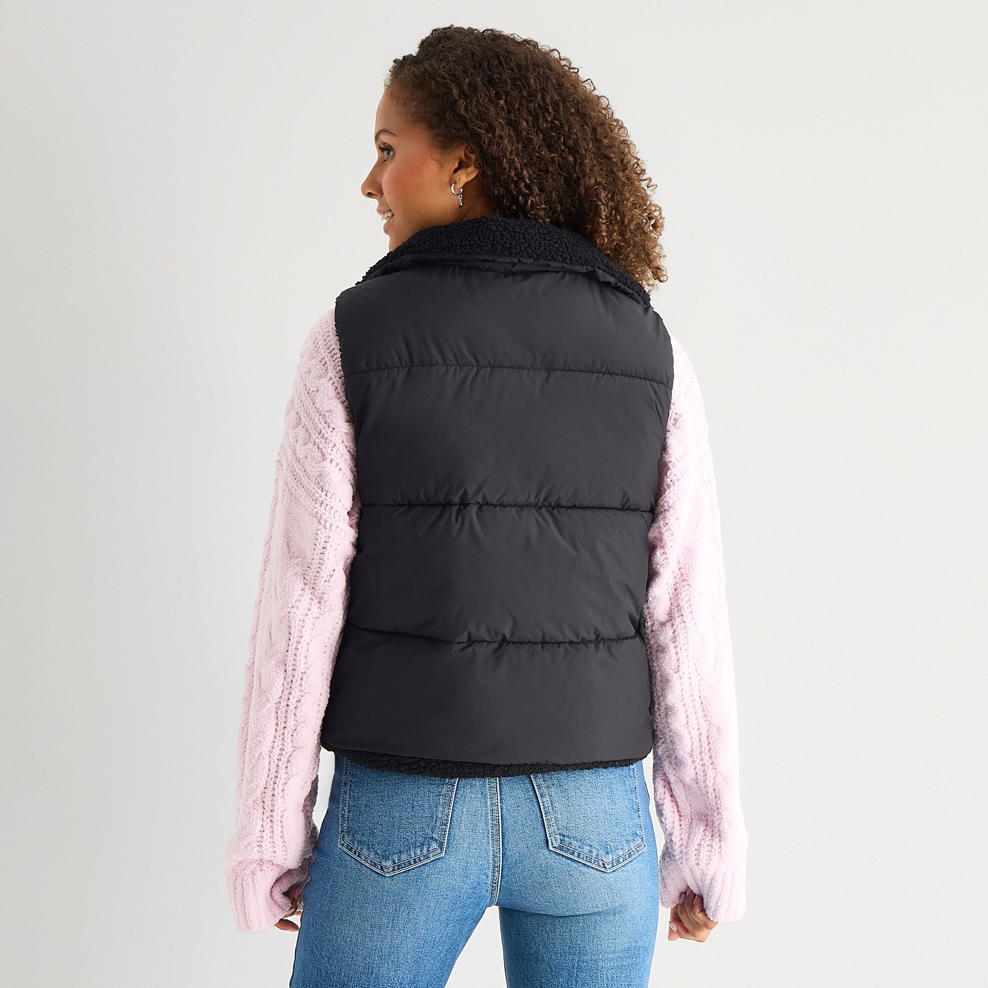Arizona Womens Juniors Adaptive Easy-on + Easy-off Heavyweight Puffer Vest