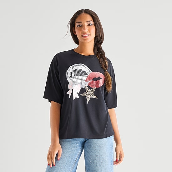Jingle Ball Womens Crew Neck Short Sleeve Regular Fit Graphic T-Shirt