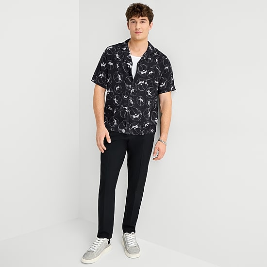 Jingle Ball Mens Short Sleeve Regular Fit Button-Down Shirt