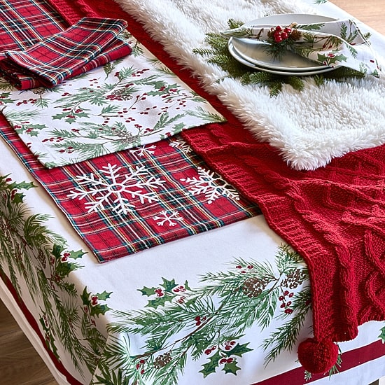 North Pole Trading Co. Holly Berry Table Runner