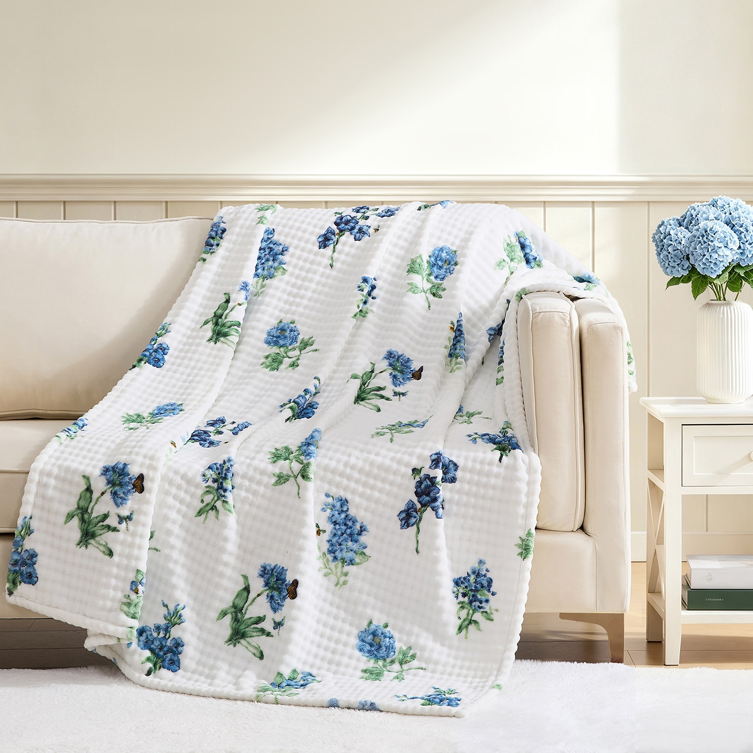 Lenox Printed Bubble Plush Throw