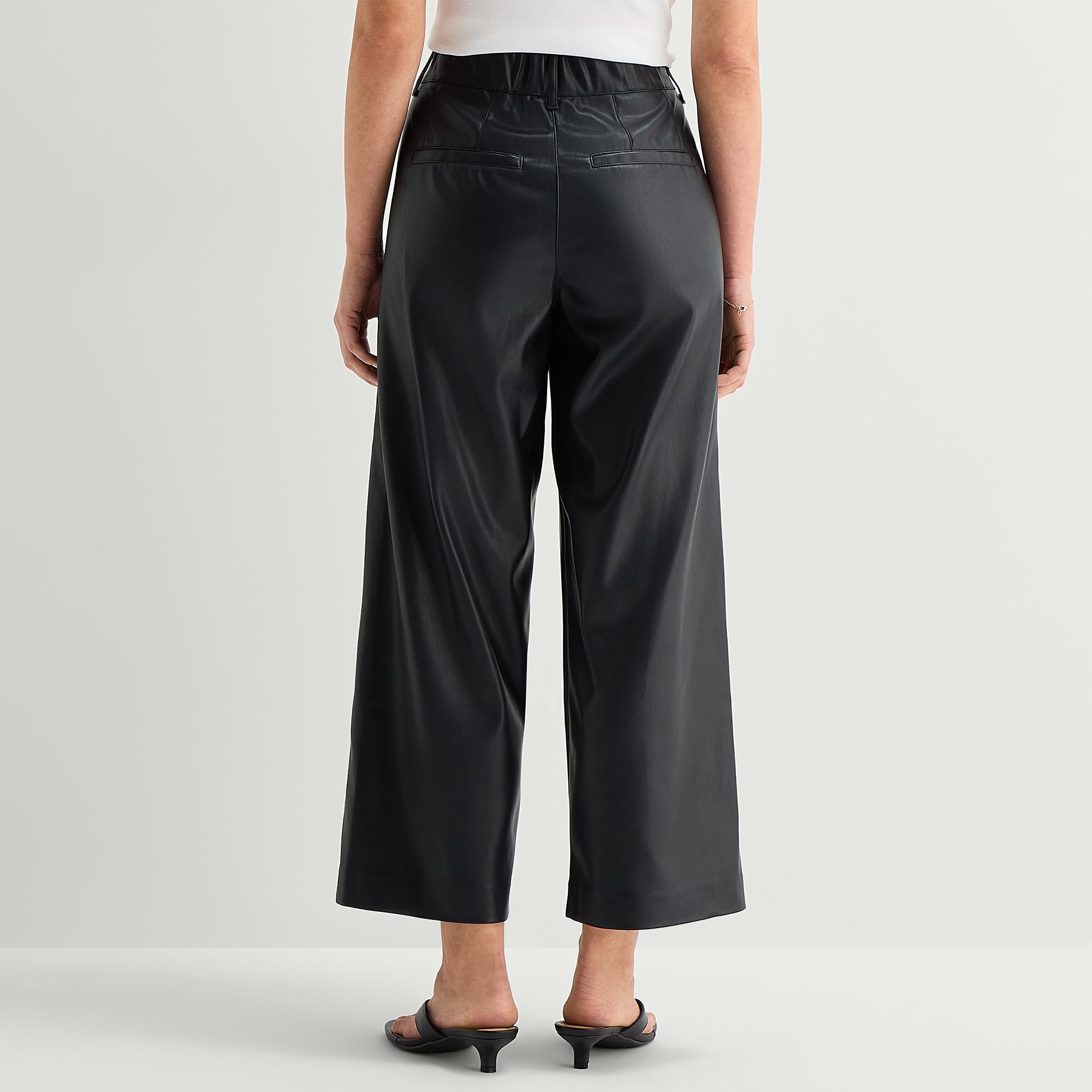 A.N.A Womens Wide Leg Mid Rise Cropped Pant