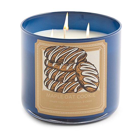 Distant Lands 14oz Maple Oat Cookie 3-Wick Scented Jar Candle
