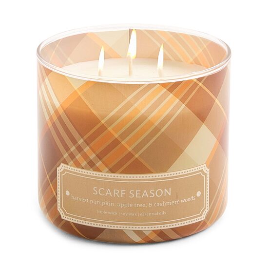 Distant Lands 14oz Scarf Season 3-Wick Scented Jar Candle