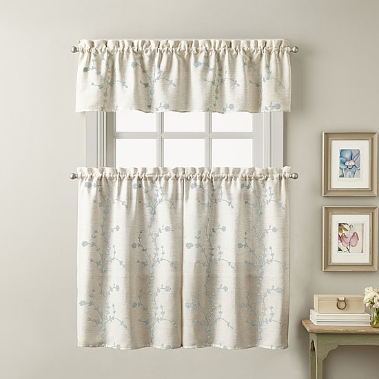 CHF Lynette Rod Pocket Tailored Valance