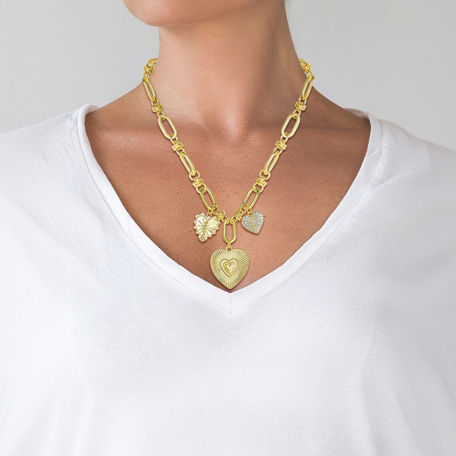 JS Jessica Simpson Womens Crystal Heart 17 Inch Pendant Necklace
