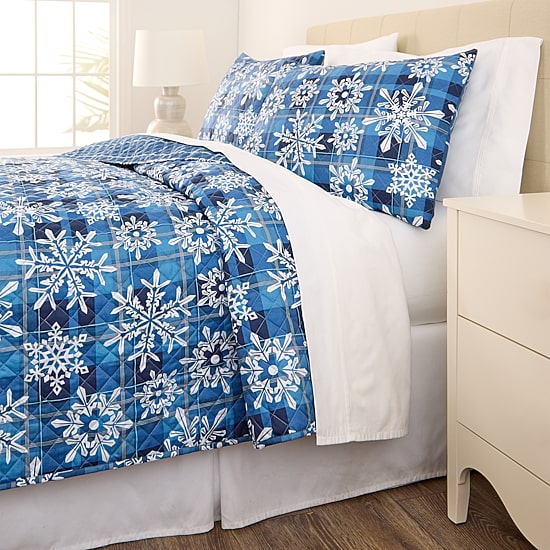 Hudson & Main Snowflake Plaid 3-pc. Easy Care Quilt Set