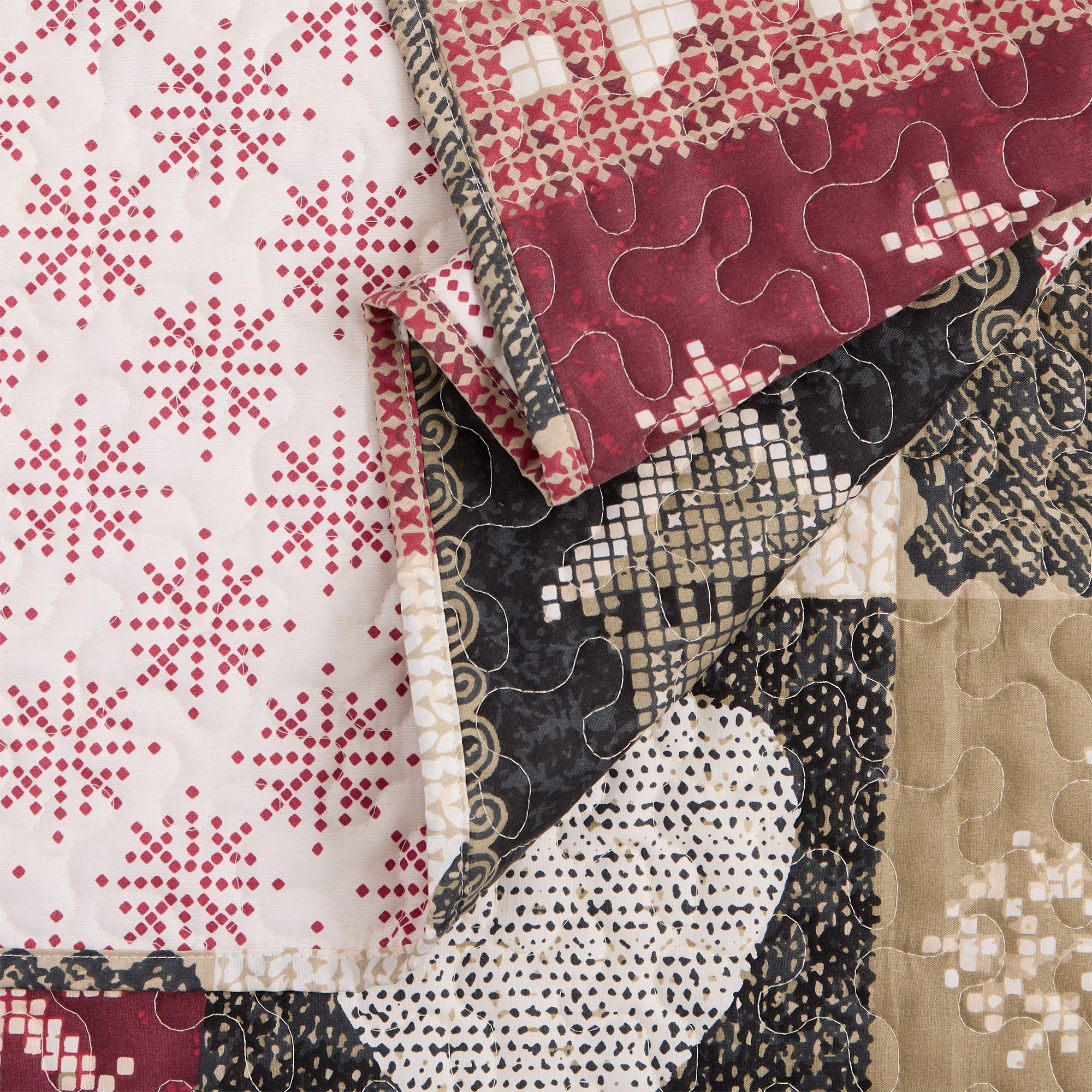 Hudson & Main Christmas Patchwork 3-pc. Easy Care Quilt Set