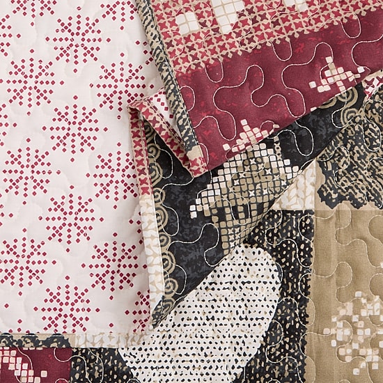 Hudson & Main Christmas Patchwork 3-pc. Easy Care Quilt Set