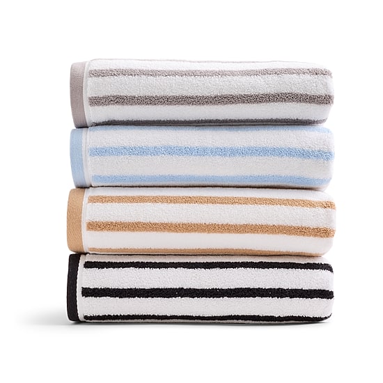 Liz Claiborne Signature Plush Stripe Bath Towel