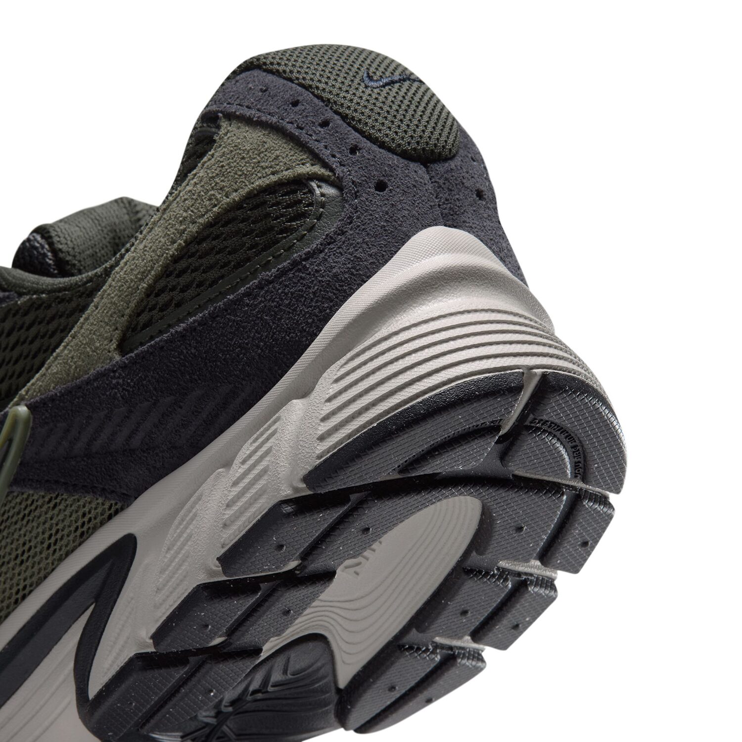 Nike V5 RNR Suede 2 Mens Sneakers