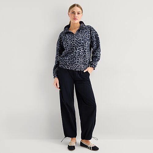 Xersion Womens Wide Leg Low Rise Regular Fit Track Pant In Black