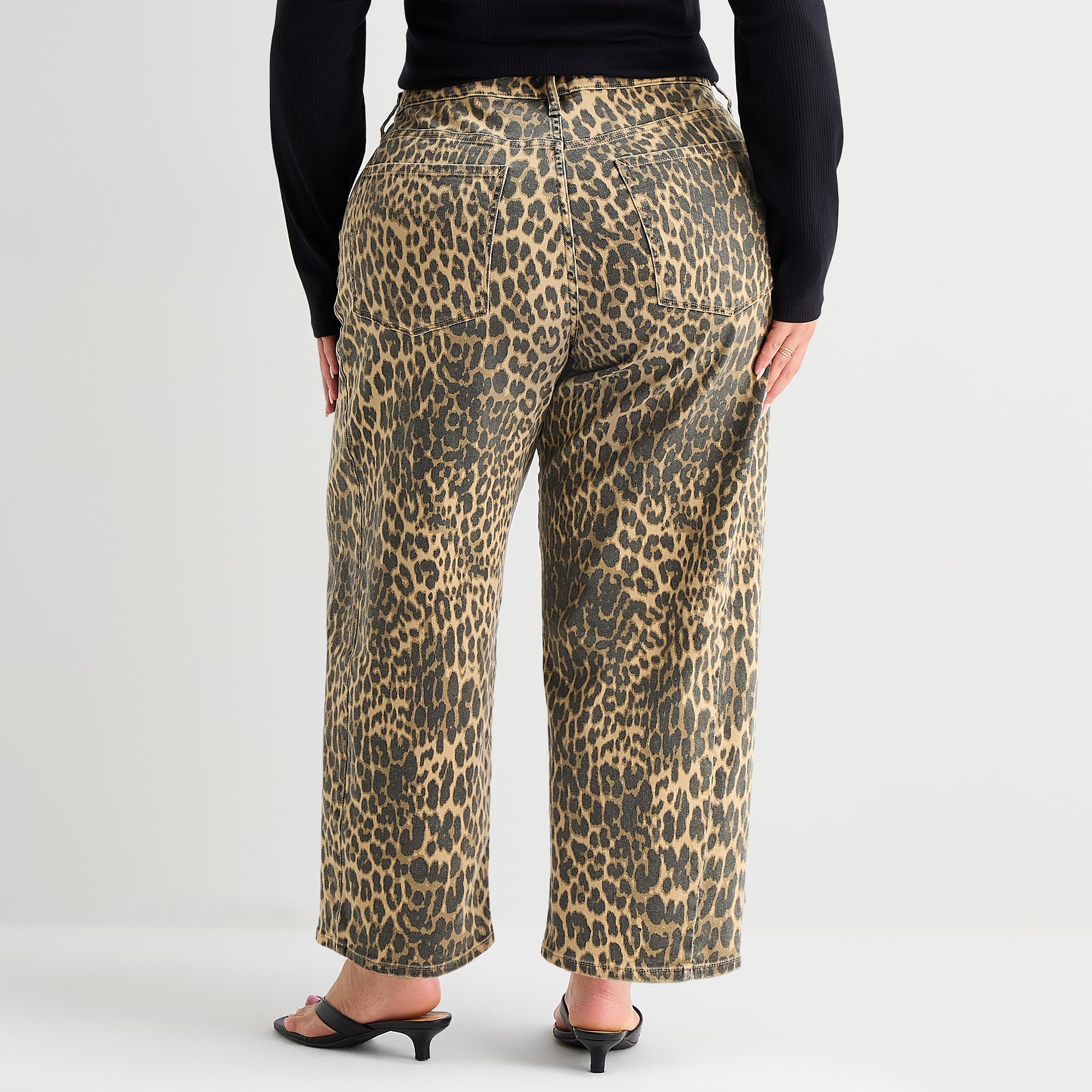 A.N.A Animal Womens Plus High Rise Barrel Jean