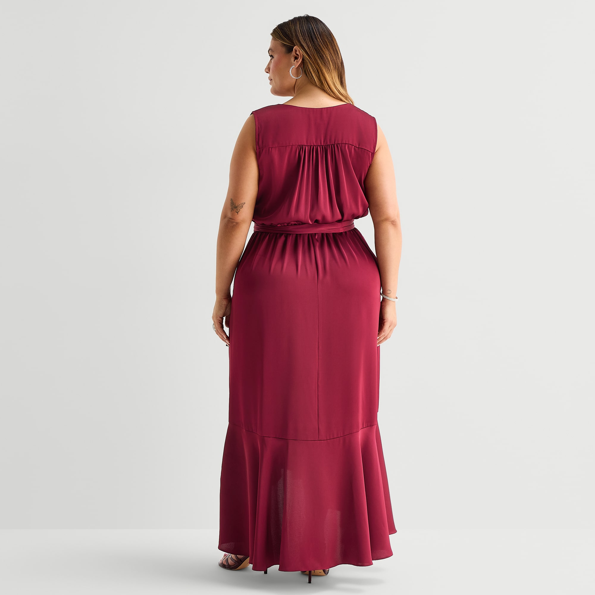 Premier Amour Womens Plus High-Low V Neck Sleeveless Satin Evening Gown