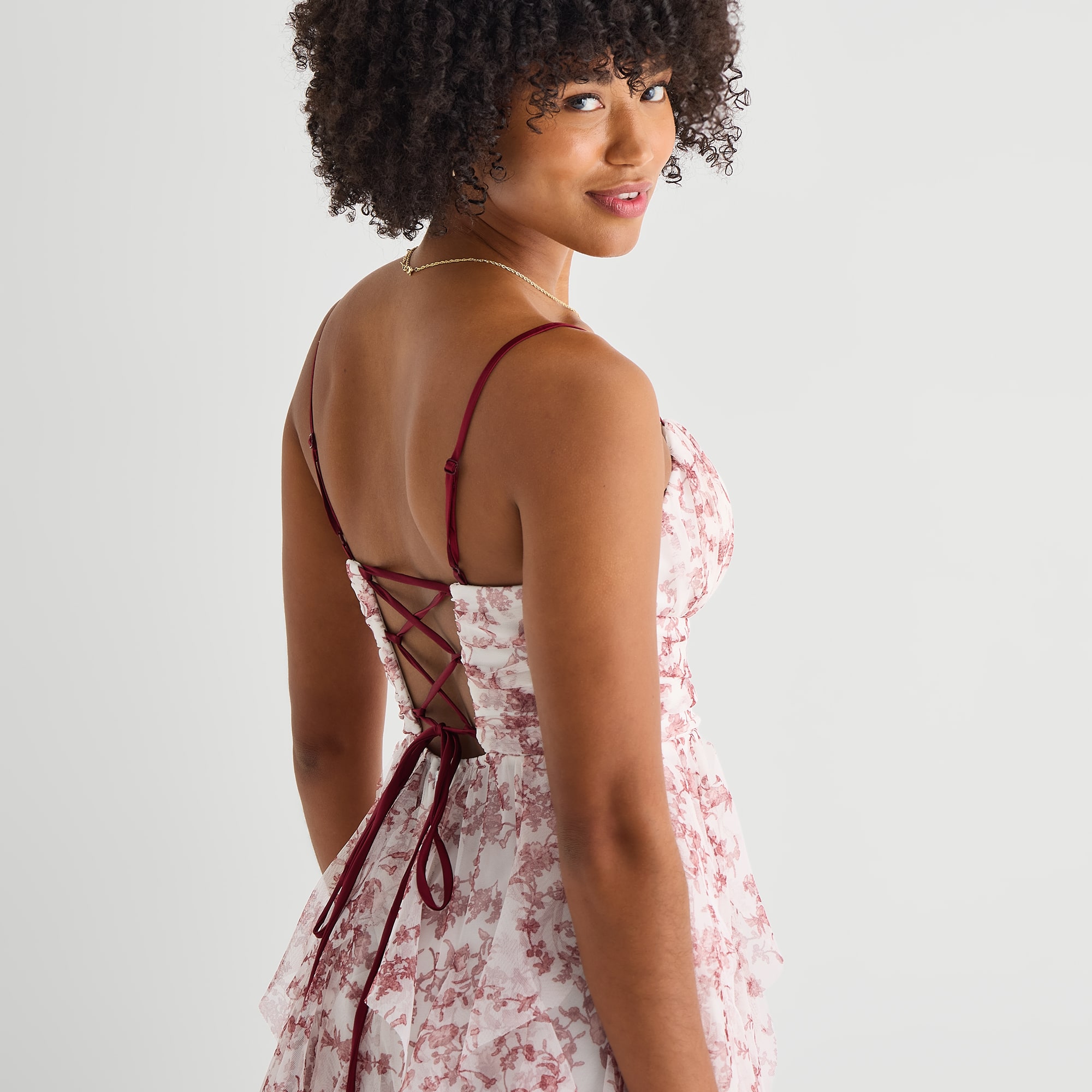 Radiante Couture Womens Juniors Sweetheart Neck Sleeveless Fit + Flare Dress