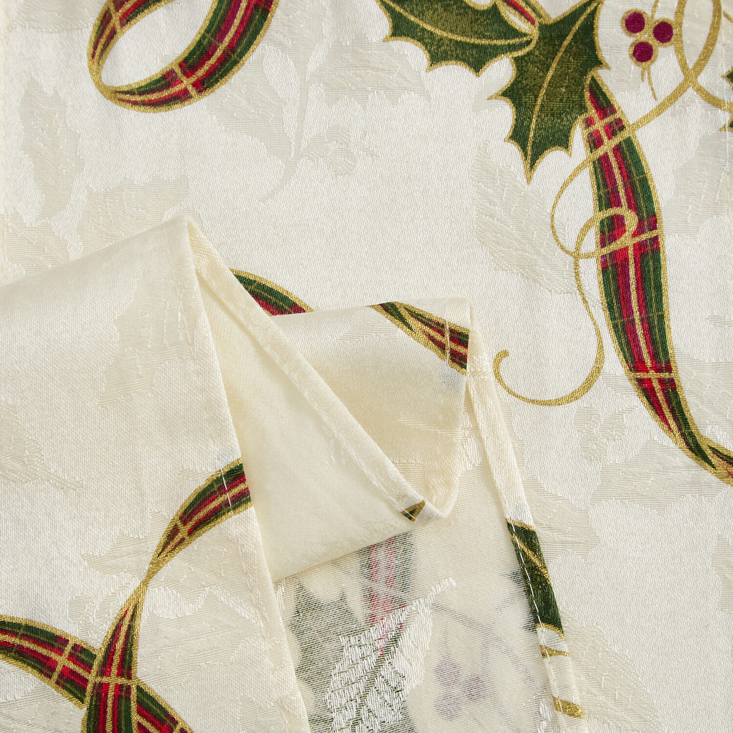 Lenox Holiday Nouveau Round Tablecloth