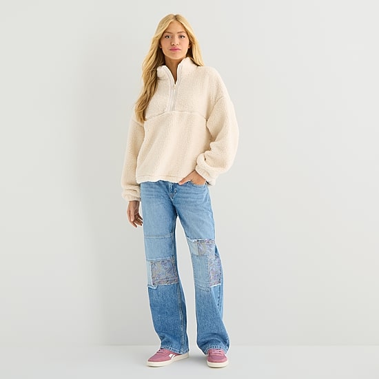 Arizona Womens Juniors Low Rise Baggy Fit Jean