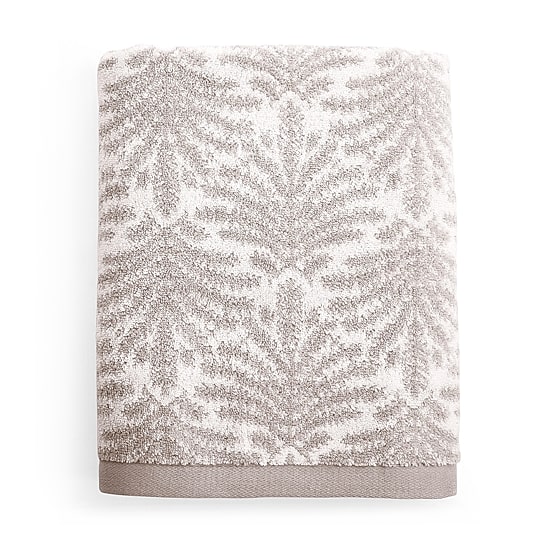 Liz Claiborne Signature Sprigs Plush Bath Towel