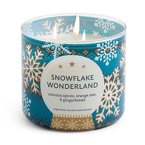 Distant Lands Scented Jar Candle In Snowflake Wonderla