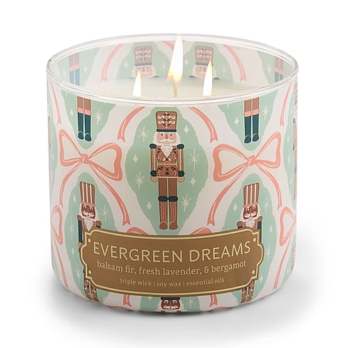 Distant Lands Scented Jar Candle In Evergreen Dreams