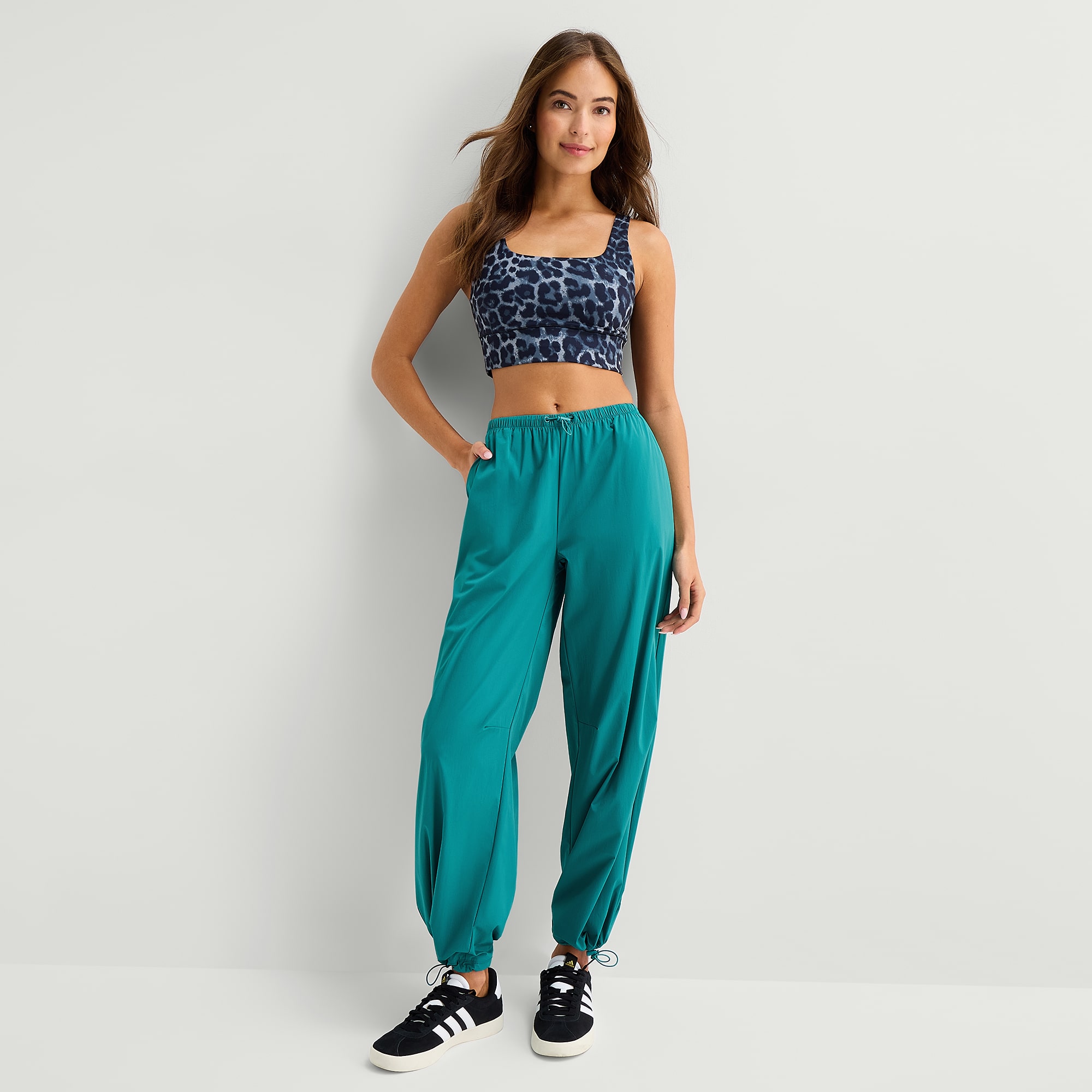 Xersion Womens Wide Leg Low Rise Regular Fit Sweatpant