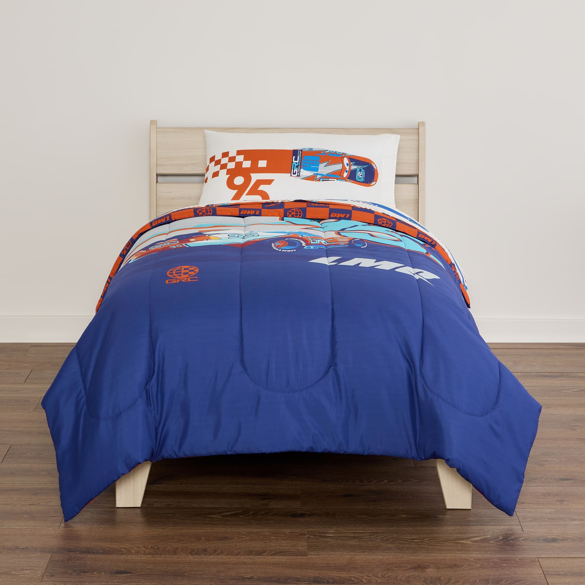 Disney Collection Global Racers Cup Cars Comforter