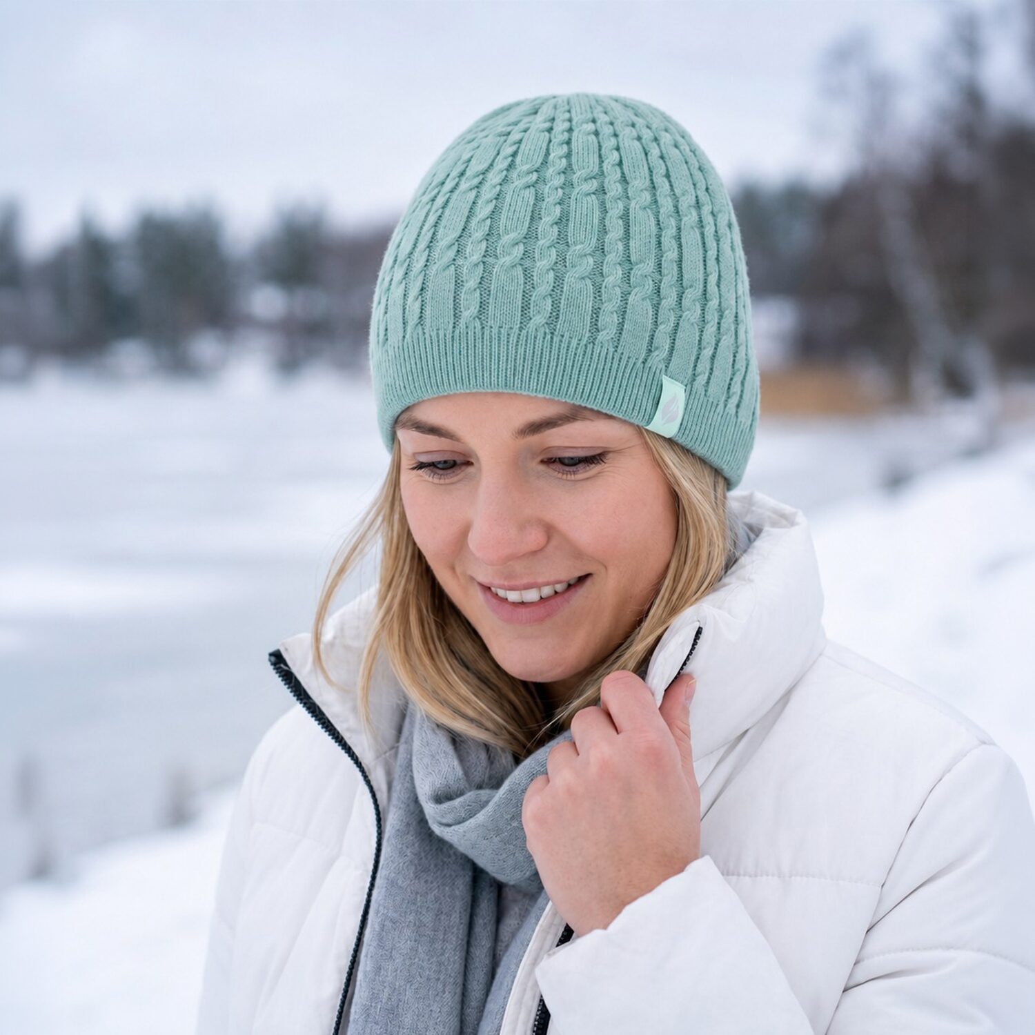 Heat Holders  Lite Anna Cable Womens Beanie