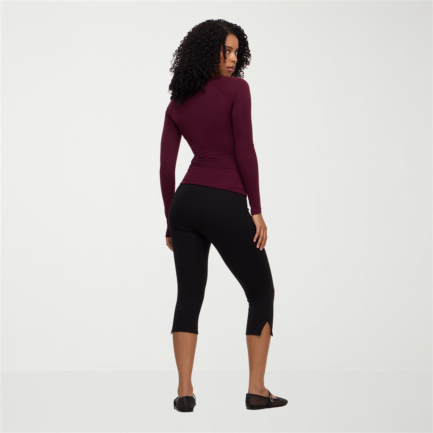 Forever 21 Womens Juniors Scoop Neck Long Sleeve T-Shirt
