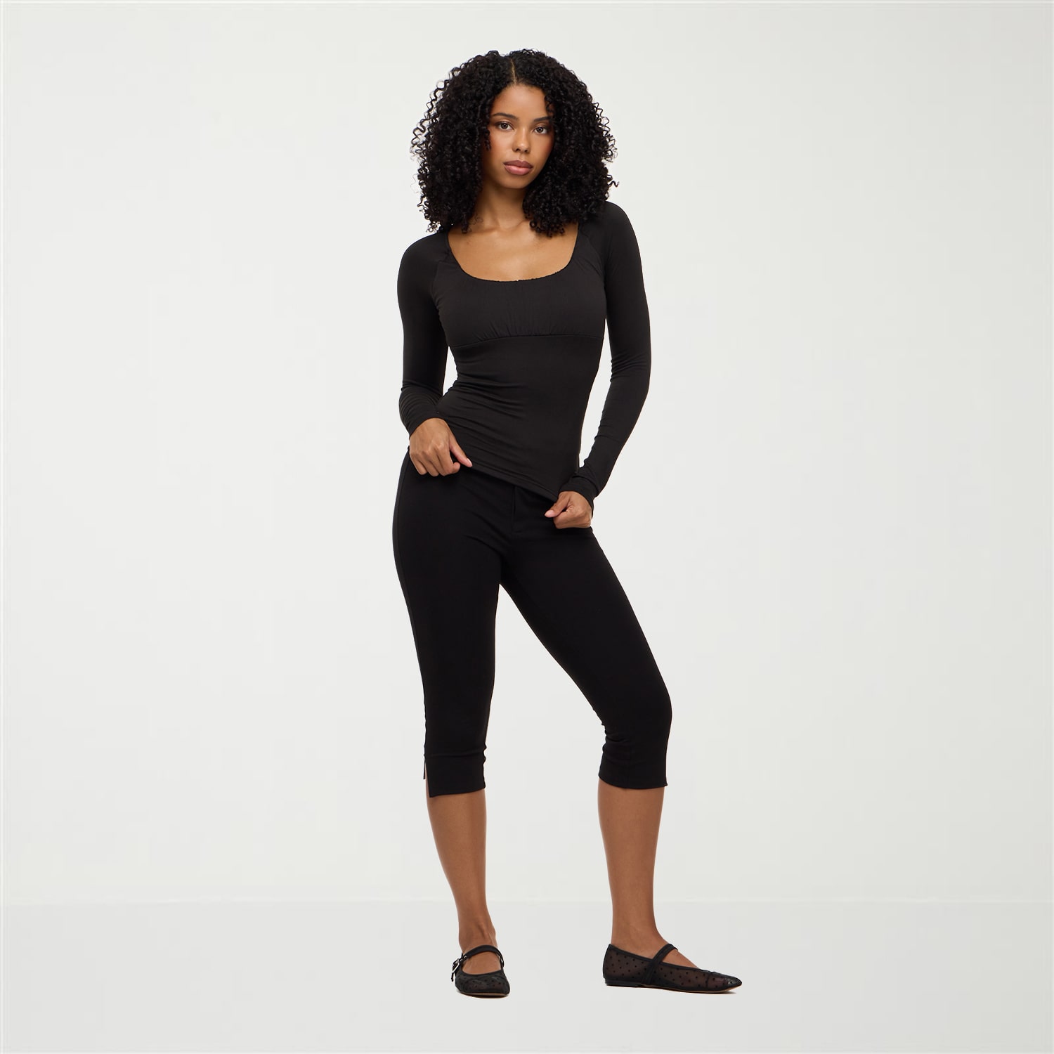 Forever 21 Womens Juniors Scoop Neck Long Sleeve T-Shirt