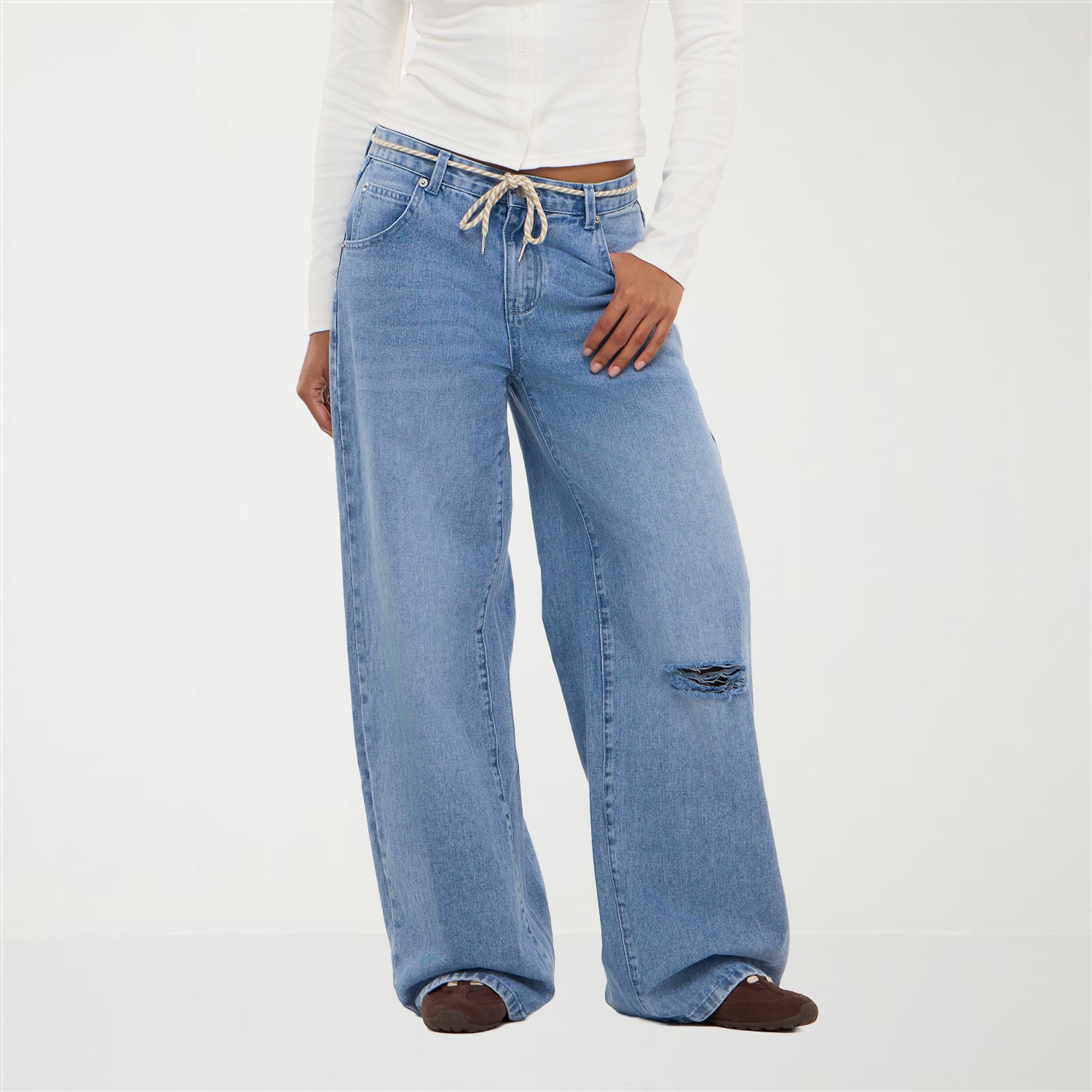 Forever 21 Womens Juniors Mid Rise Ripped Baggy Fit Jean