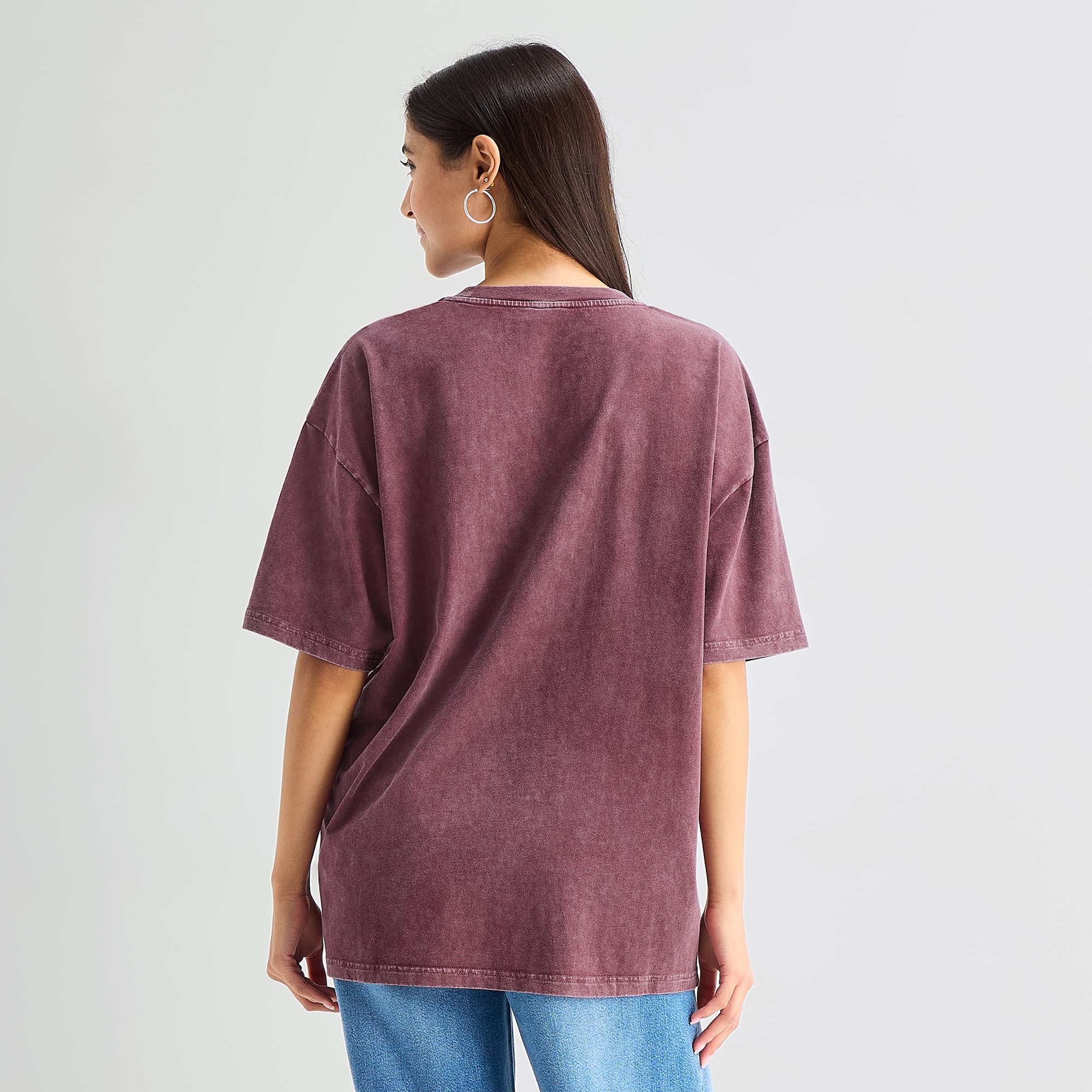 New World Starry Night Oversized Tee Womens Juniors Round Neck Short Sleeve Regular Fit Graphic T-Shirt