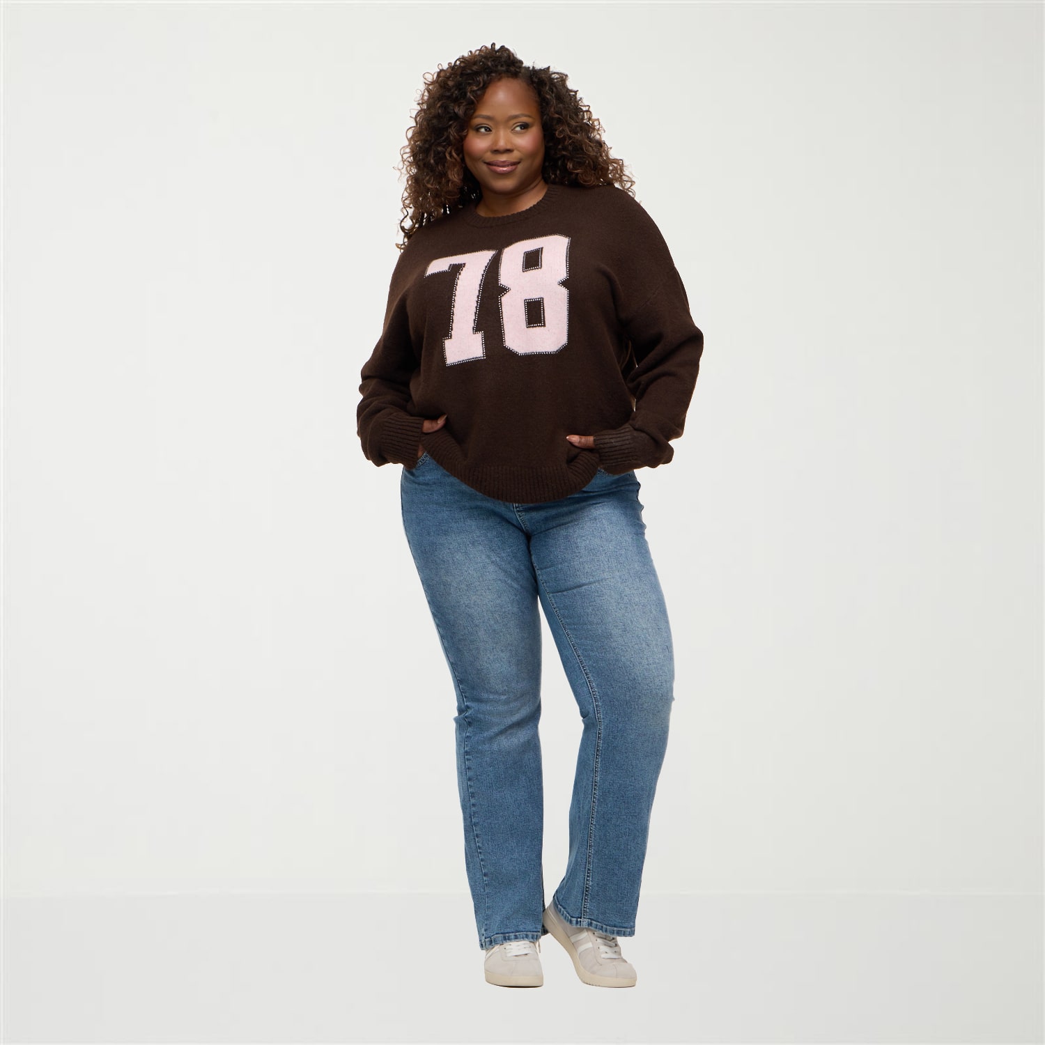 Forever 21 Juniors Womens Round Neck Long Sleeve Pullover Sweater