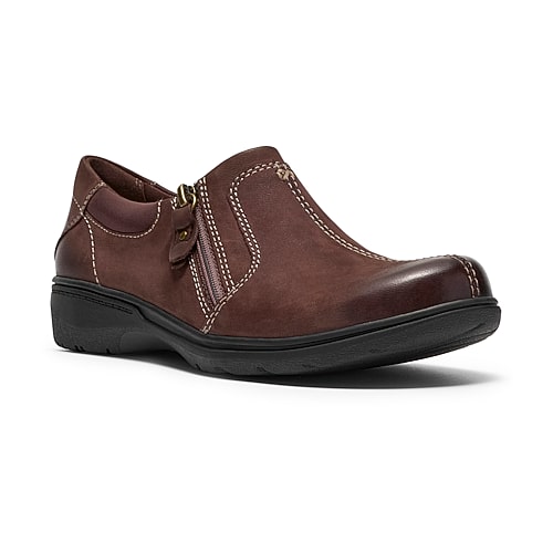 Clarks Carleigh Ease Womens Almond Closed Toe Oxford Shoes, 7 Medium, Brown