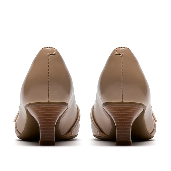 Clarks Kepley Star Womens Pointed Closed Toe Flared Heel Pumps