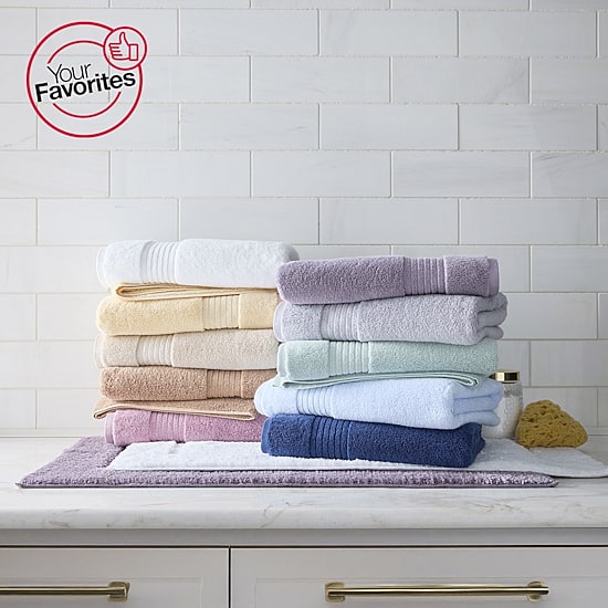 Liz Claiborne Signature Plush Bath Towel