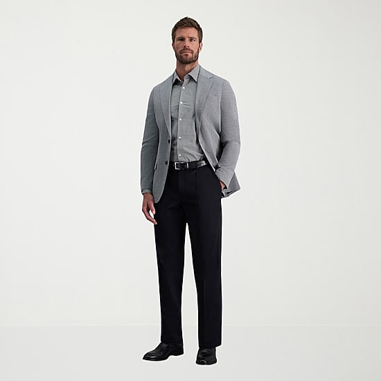 Haggar Iron Free Premium Khaki Mens Classic Fit Pleated Pant