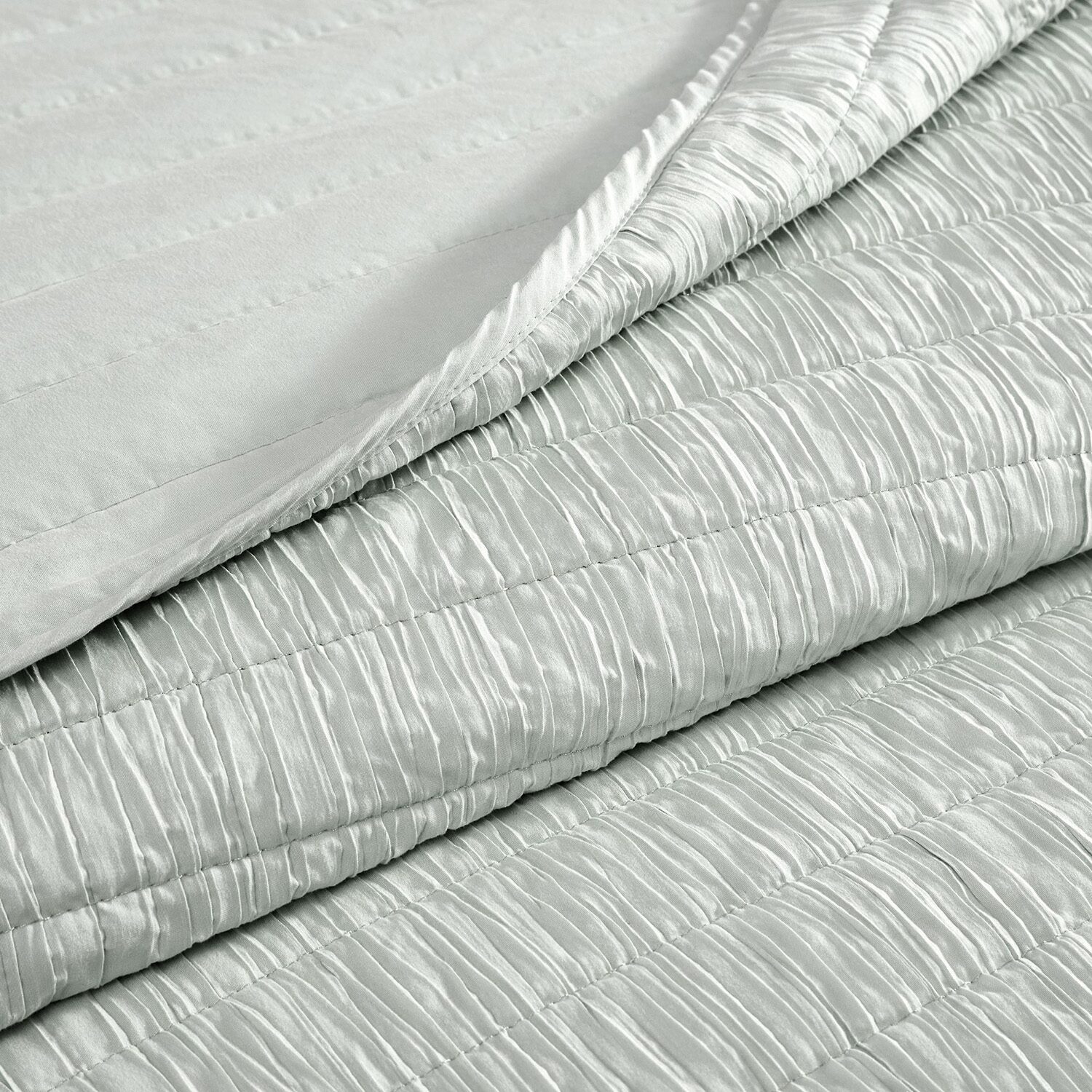 Swift Home Lightweight Oversized Enzyme Washed Crinkle Quilt Coverlet Bedspread Set