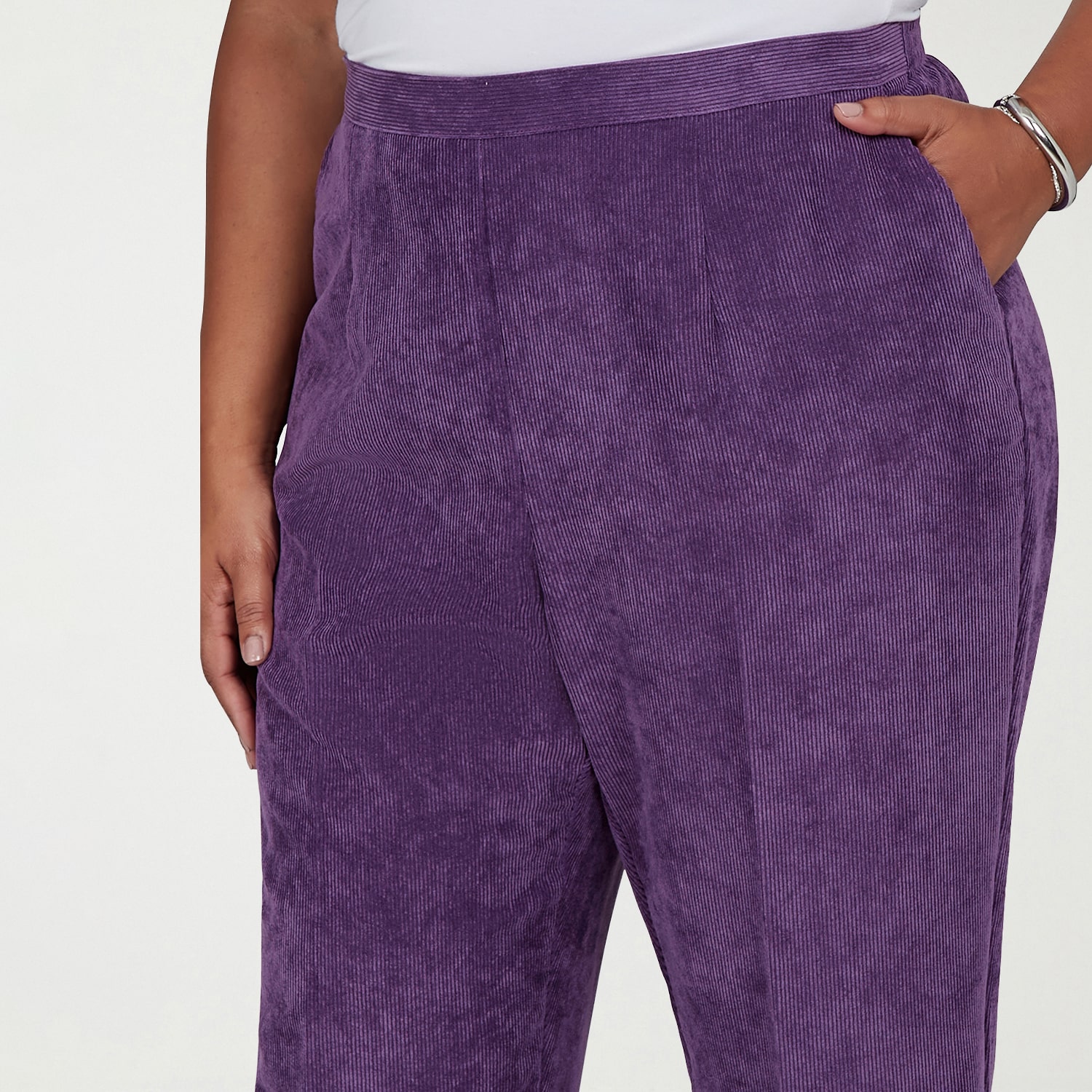 Alfred Dunner Vail Womens Plus Short Comfort Waistband Straight Corduroy Pant