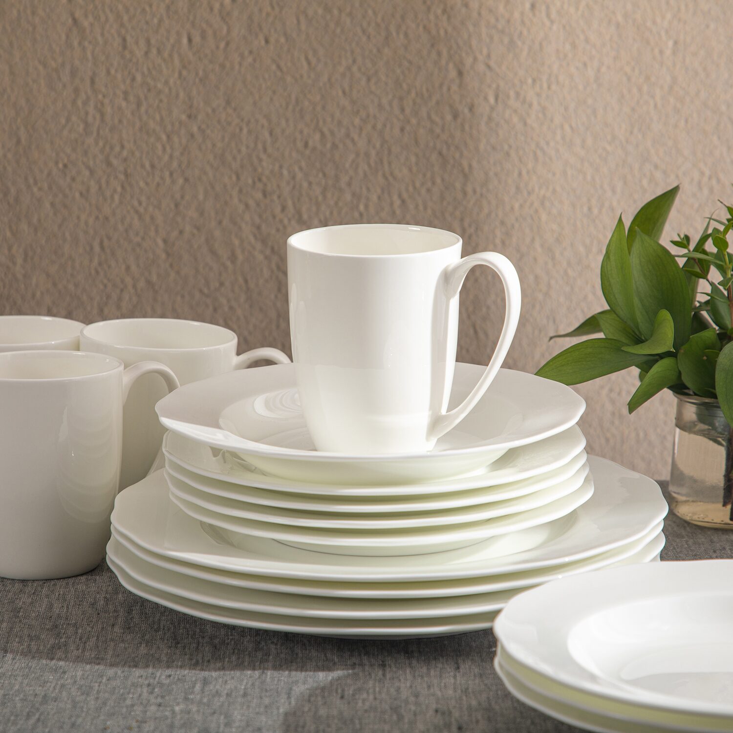 Gibson Coupe 16-pc. Bone China Dinnerware Set