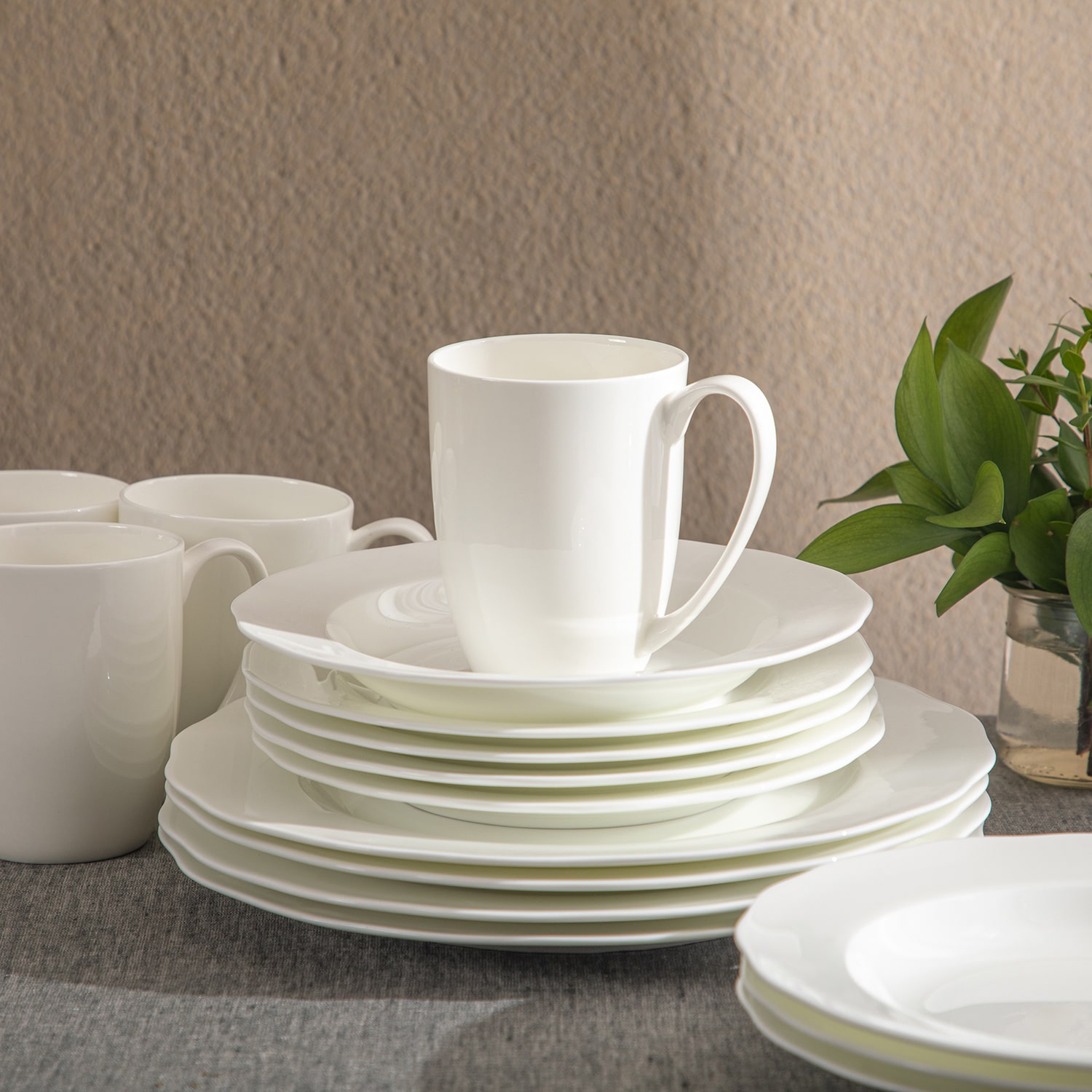 Gibson Coupe 16-pc. Bone China Dinnerware Set