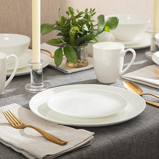 Gibson Eva 16-pc. Bone China Dinnerware Set