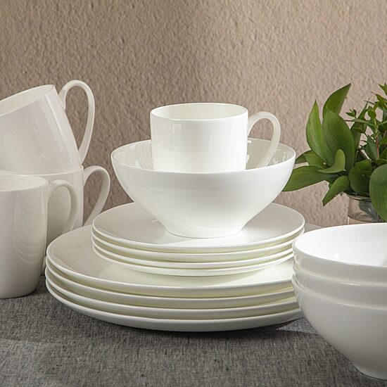 Gibson Eva 16-pc. Bone China Dinnerware Set