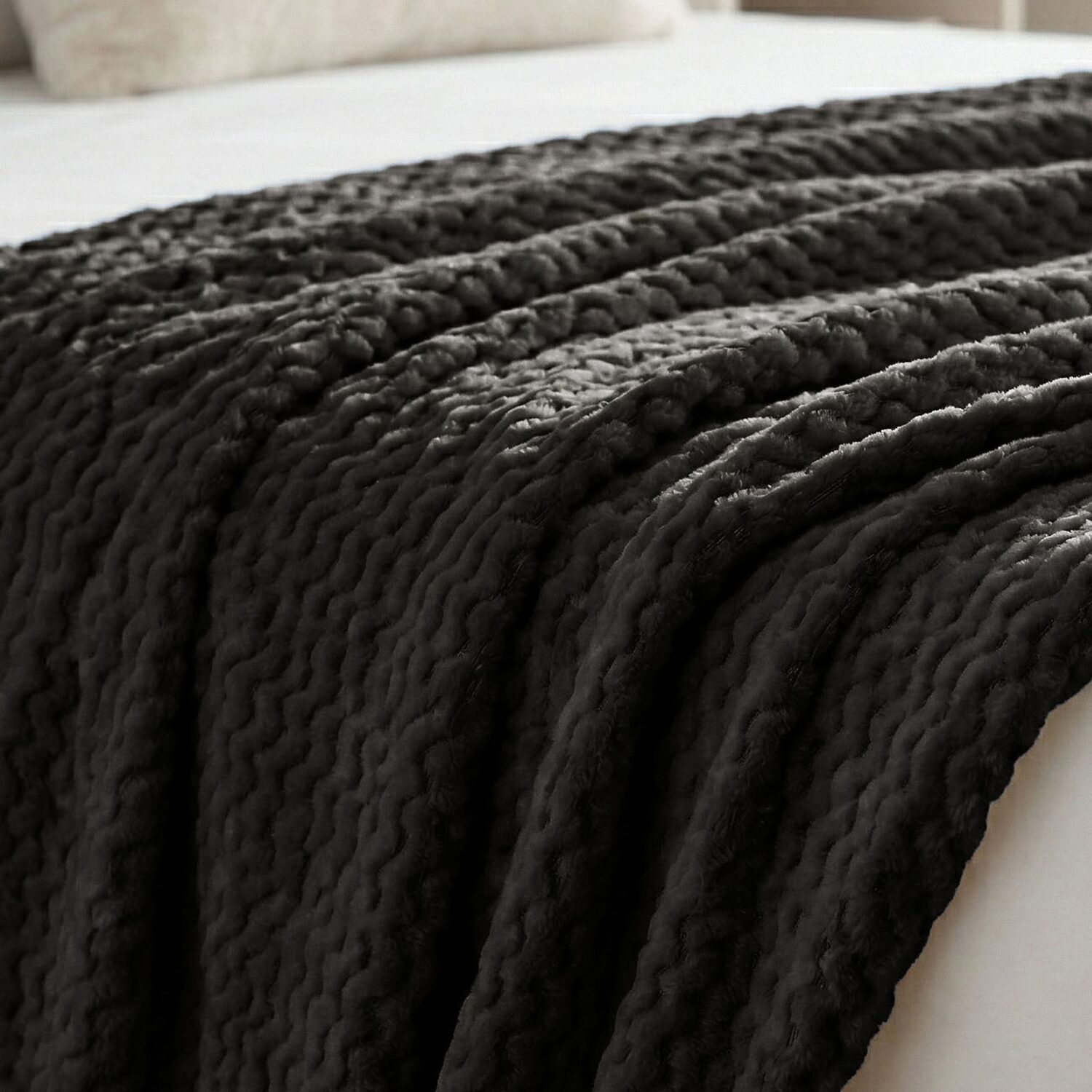 SUPERIOR® Lily Textured Lightweight Pebbled Weave Durable Fleece Hypoallergenic Blanket