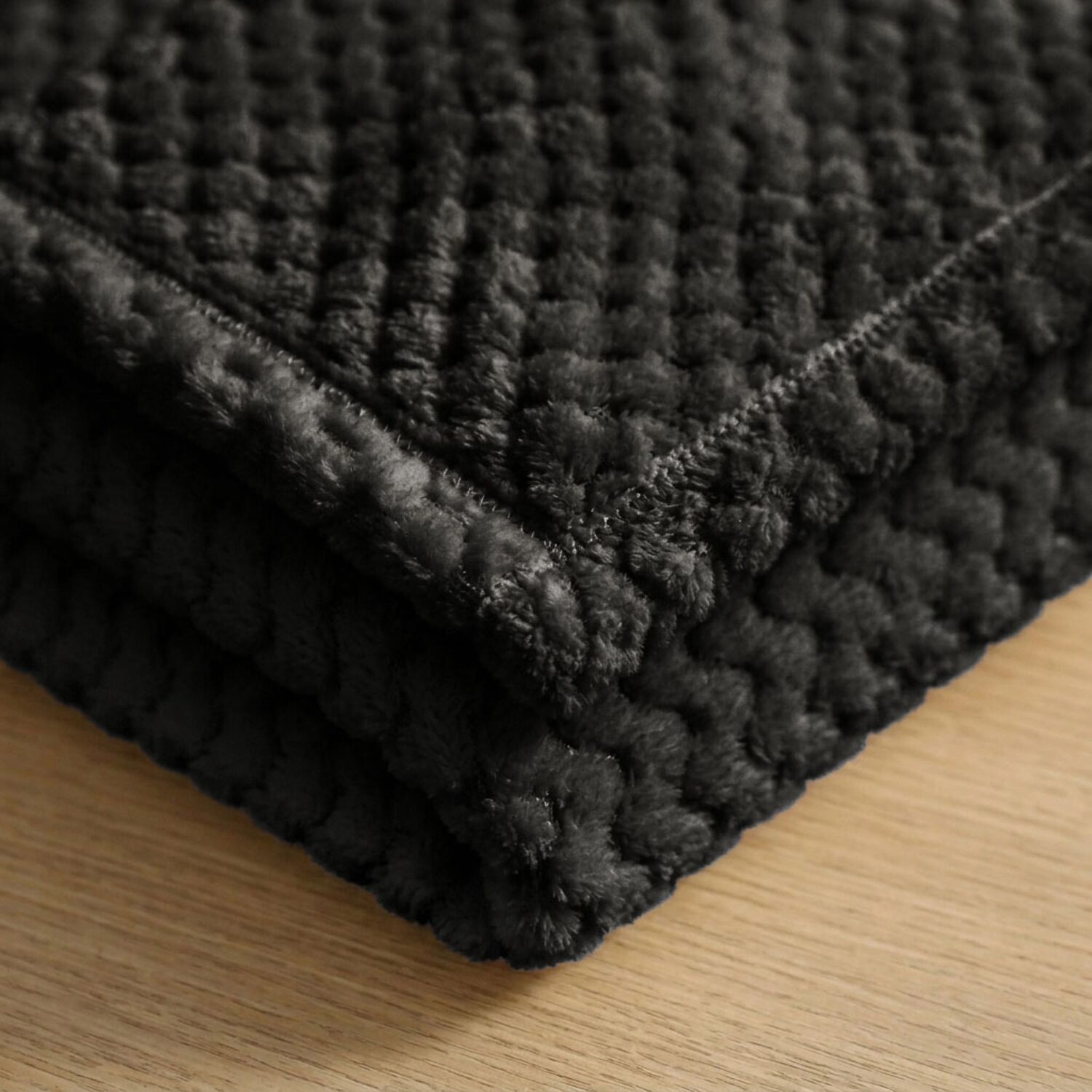 SUPERIOR® Lily Textured Lightweight Pebbled Weave Durable Fleece Hypoallergenic Blanket