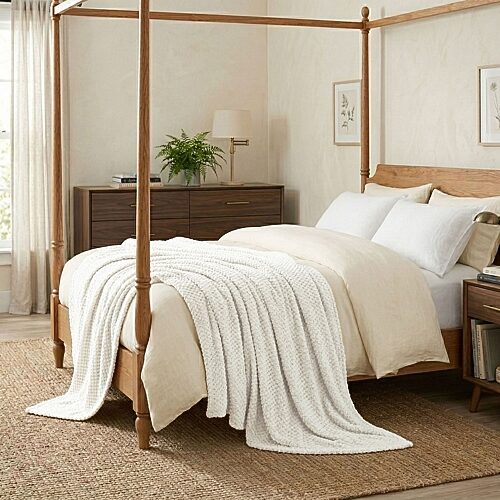 SUPERIOR Lily Textured Lightweight Pebbled Weave Durable Fleece Hypoallergenic Blanket, One Size, White
