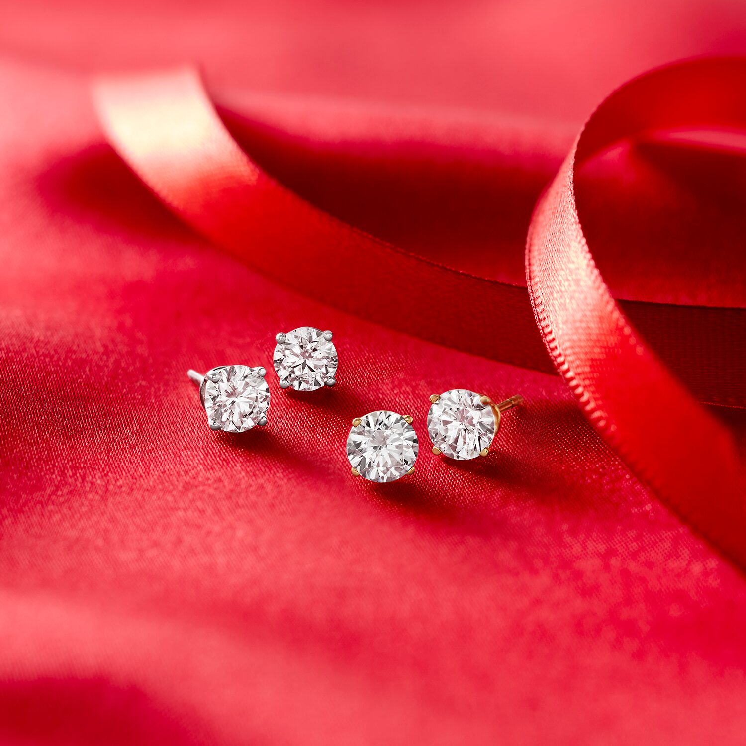 Ever Star 1 CT. T.W. Lab-Grown (G / SI1-SI2) Diamond 10K Gold Round Stud Earrings