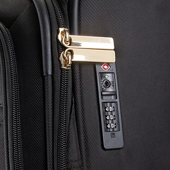 Ricardo Beverly Hills® Venice Beach 24" Softside Spinner Luggage