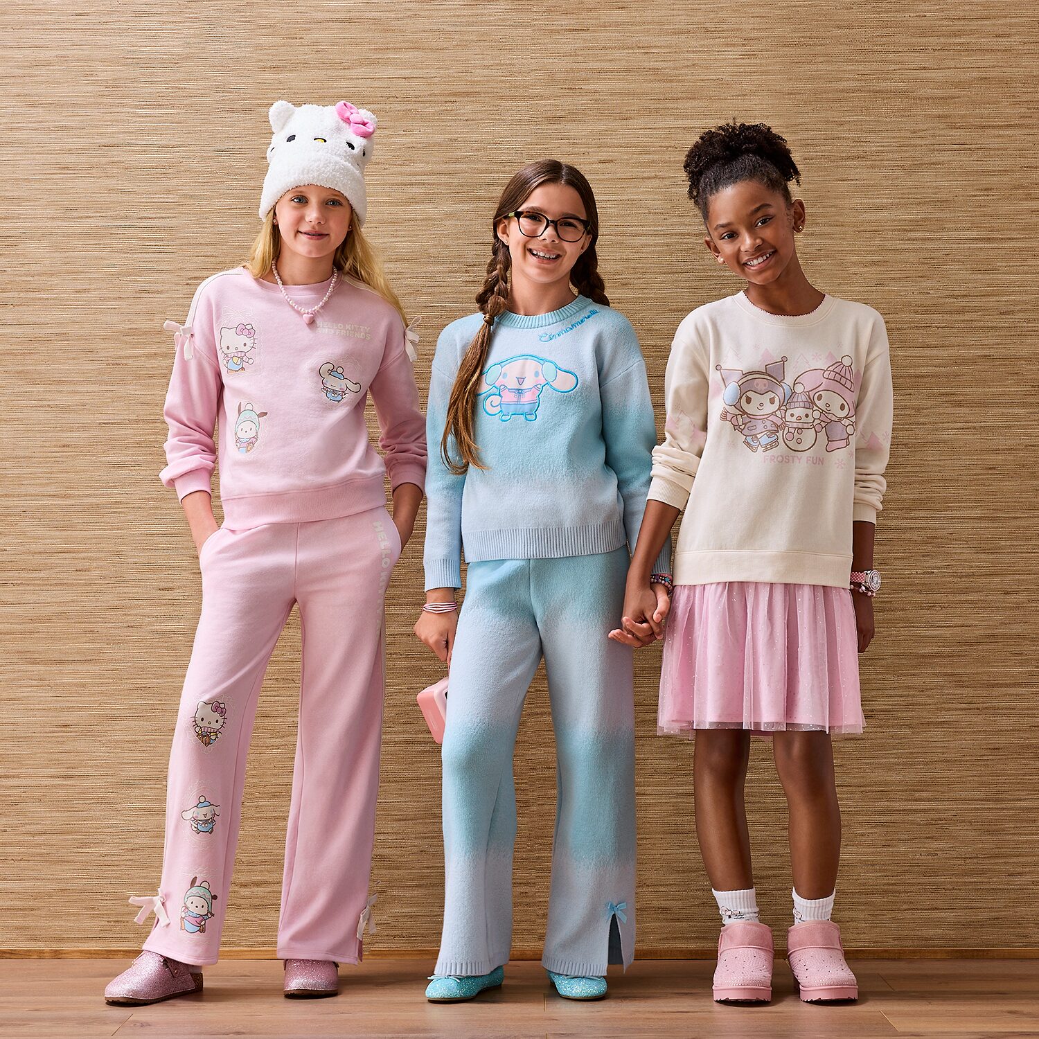 Little & Big Kid Girls Straight Regular Fit Hello Kitty Cinnamoroll Fleece Pull-On Pant