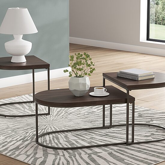 Signature Design by Ashley Vass Table Set of 3